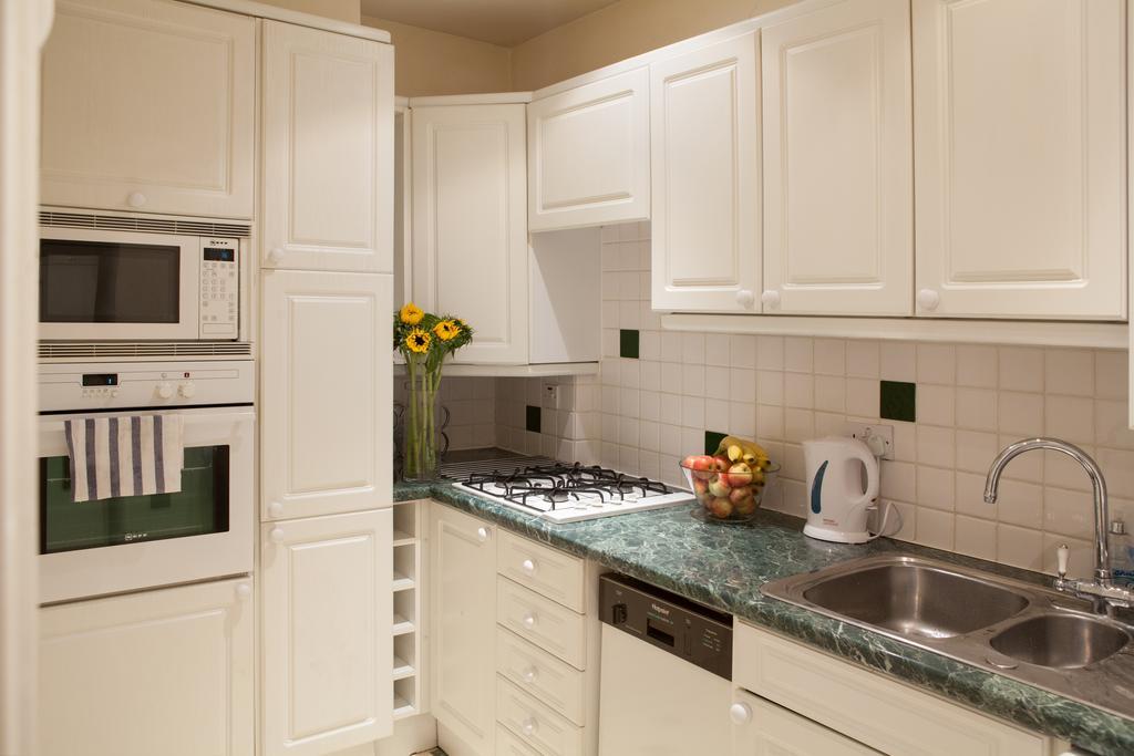 Victoria Station Apartment ลอนดอน ภายนอก รูปภาพ
