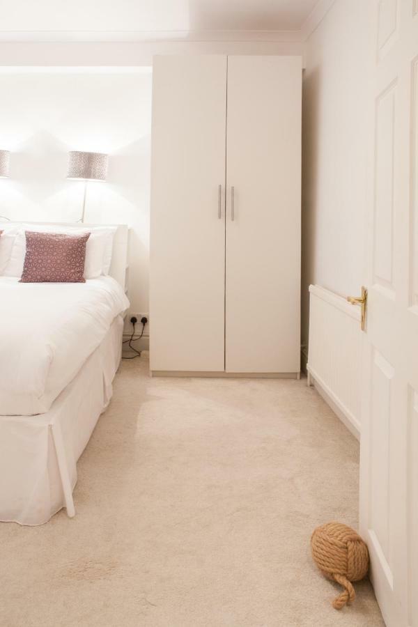 Victoria Station Apartment ลอนดอน ภายนอก รูปภาพ