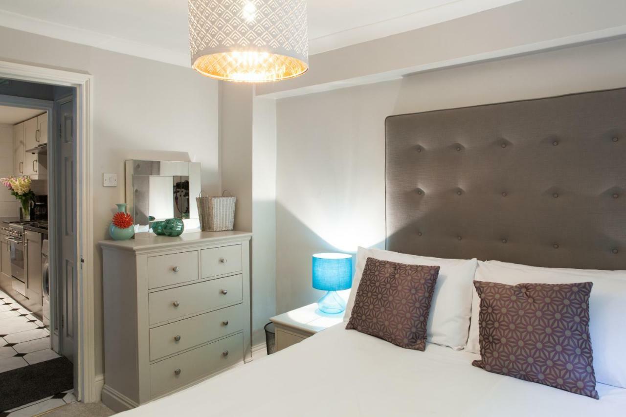 Victoria Station Apartment ลอนดอน ภายนอก รูปภาพ