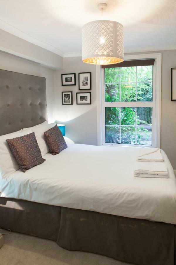 Victoria Station Apartment ลอนดอน ภายนอก รูปภาพ