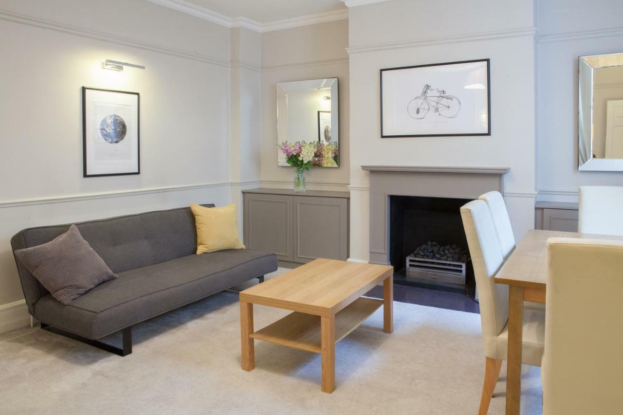 Victoria Station Apartment ลอนดอน ภายนอก รูปภาพ