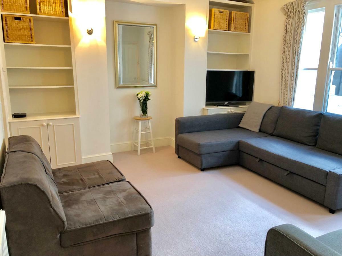Victoria Station Apartment ลอนดอน ภายนอก รูปภาพ