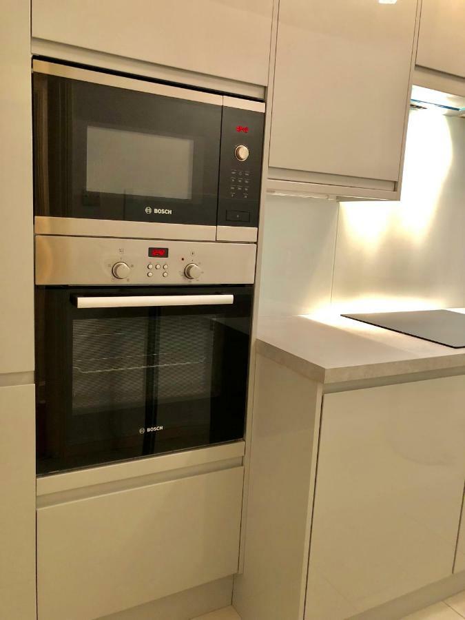 Victoria Station Apartment ลอนดอน ภายนอก รูปภาพ