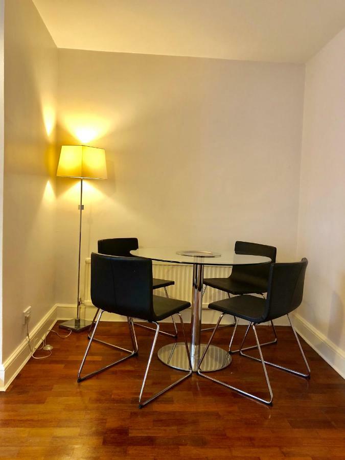 Victoria Station Apartment ลอนดอน ภายนอก รูปภาพ
