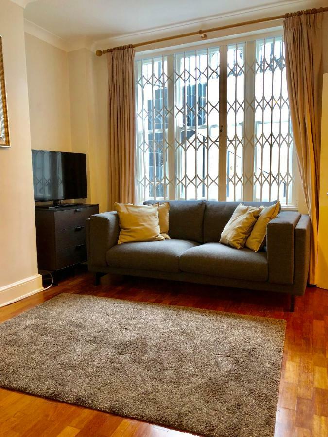 Victoria Station Apartment ลอนดอน ภายนอก รูปภาพ